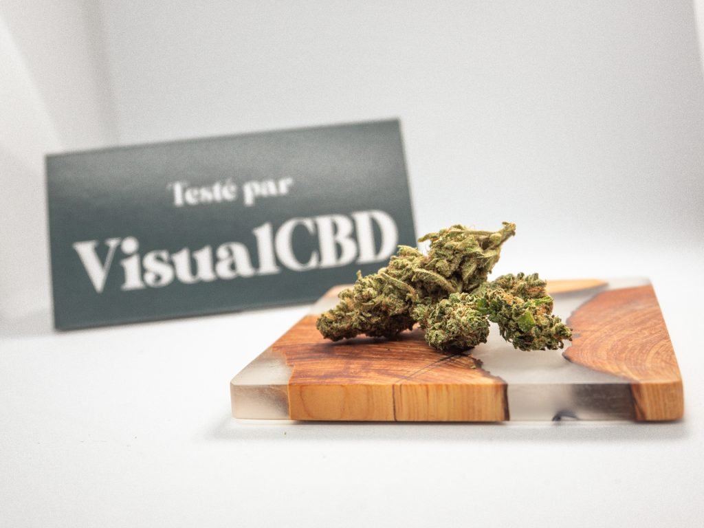 Sour-Diesel-La-Ferme-du-CBD